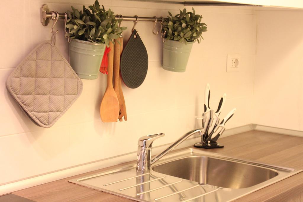 Maison Yassi Piazza Del Popolo ローマ 部屋 写真