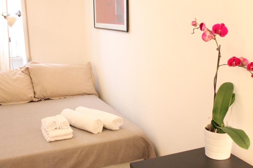 Maison Yassi Piazza Del Popolo ローマ 部屋 写真