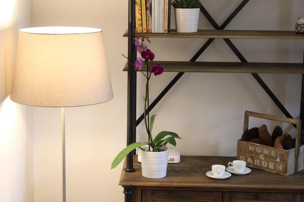 Maison Yassi Piazza Del Popolo ローマ 部屋 写真
